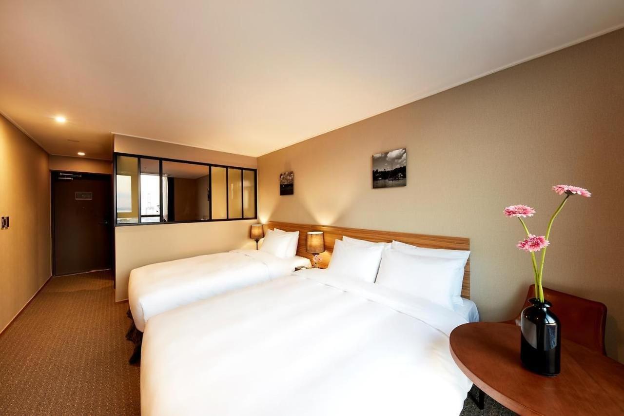 Golden Harbor Hotel Pyeongtaek Εξωτερικό φωτογραφία