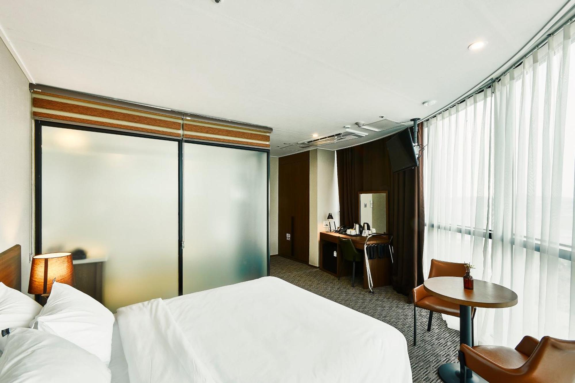 Golden Harbor Hotel Pyeongtaek Εξωτερικό φωτογραφία