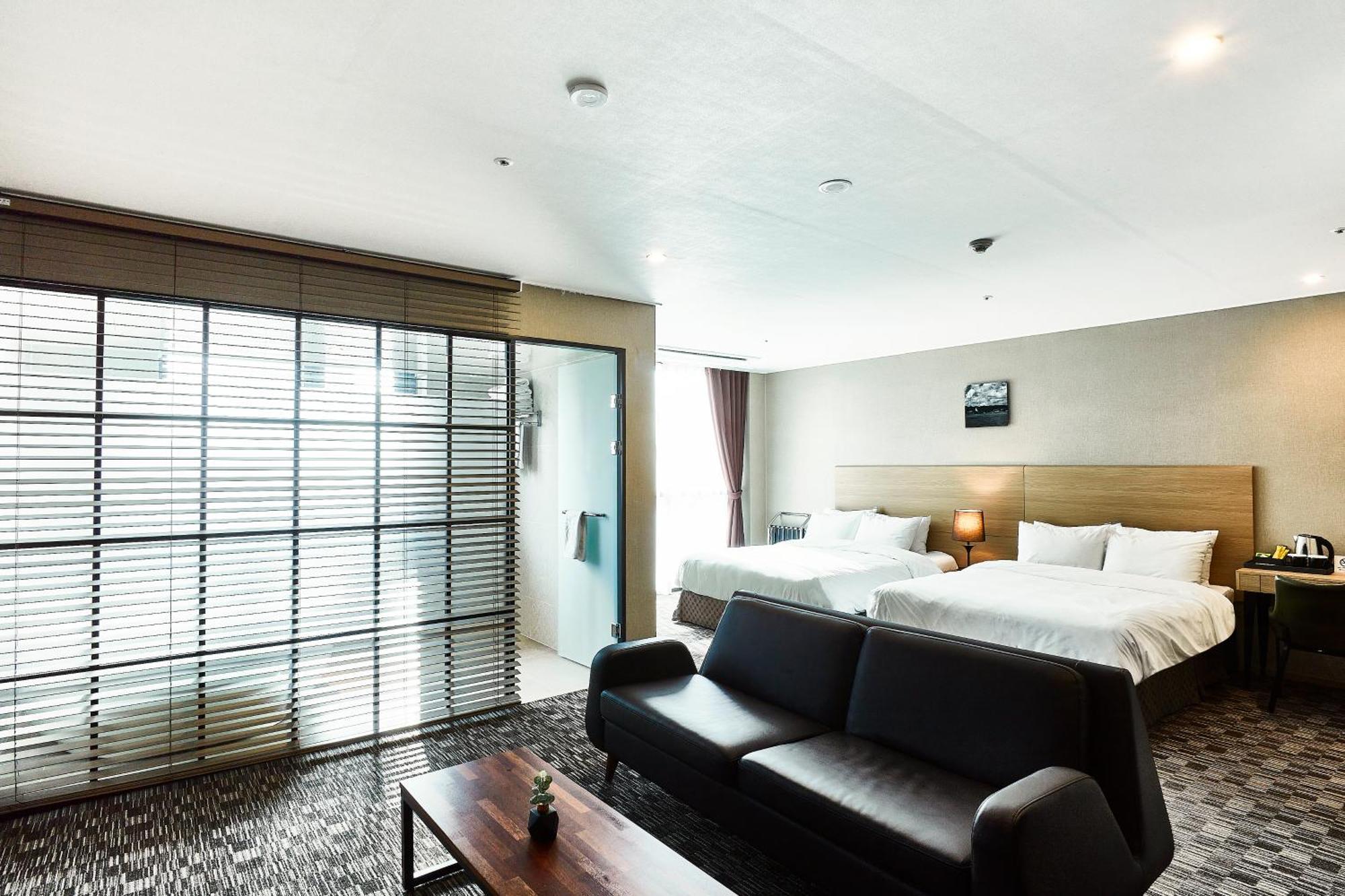 Golden Harbor Hotel Pyeongtaek Εξωτερικό φωτογραφία