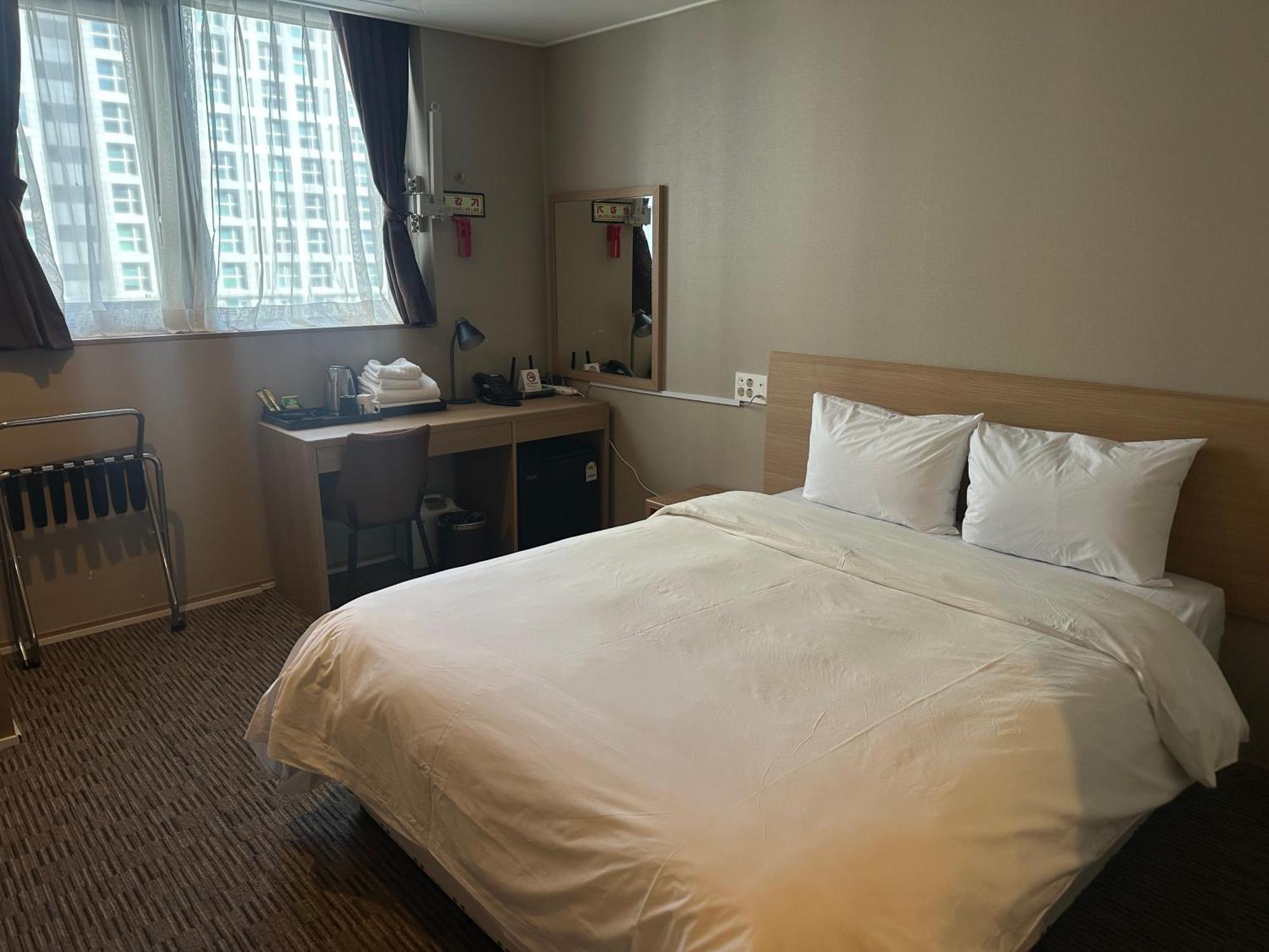 Golden Harbor Hotel Pyeongtaek Εξωτερικό φωτογραφία